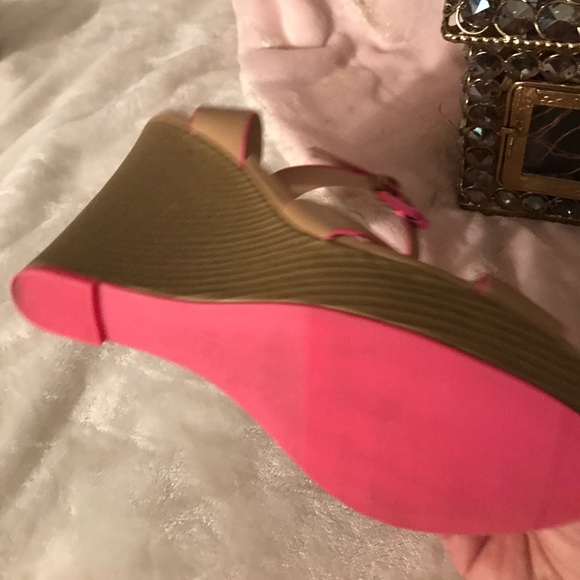 Beautiful wedges shoes! - Picture 4 of 4